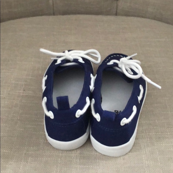 NWOT Gymboree navy boat shoes. - Picture 3 of 4